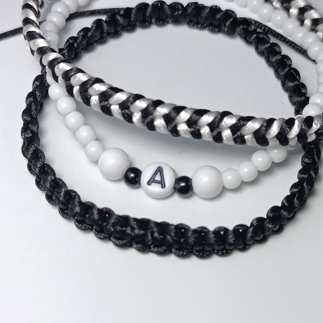 Acessórios em macramê artesanal ajustáveis